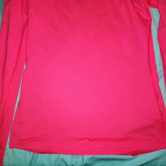 Nike Pro Shirt - Picture 3 of 3